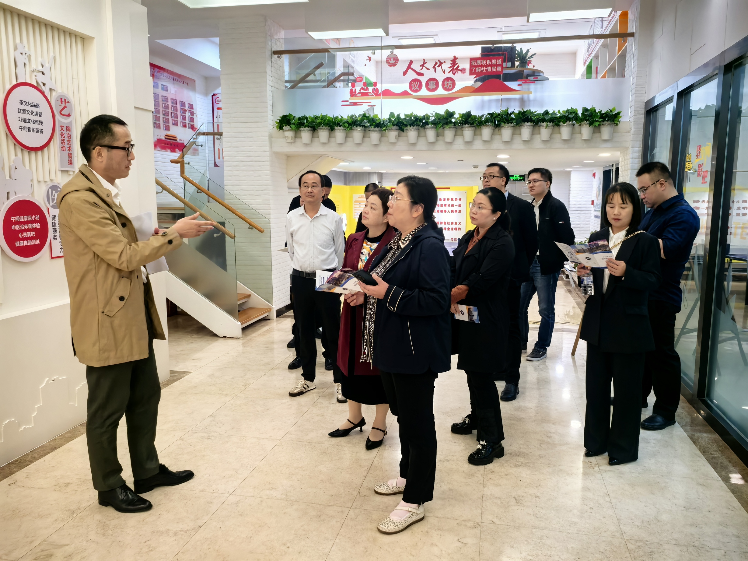 eb5452540ef6ca050743becbe3f7290.jpg