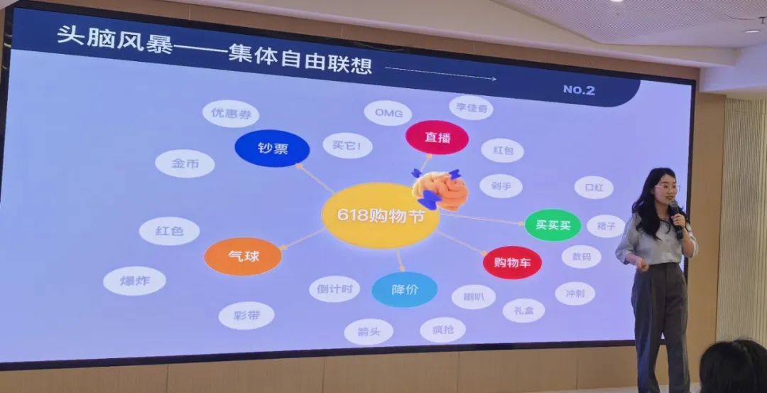 数据擂台脱口秀：青春激荡、思想碰撞，共启数据新程（第一期）4.jpg