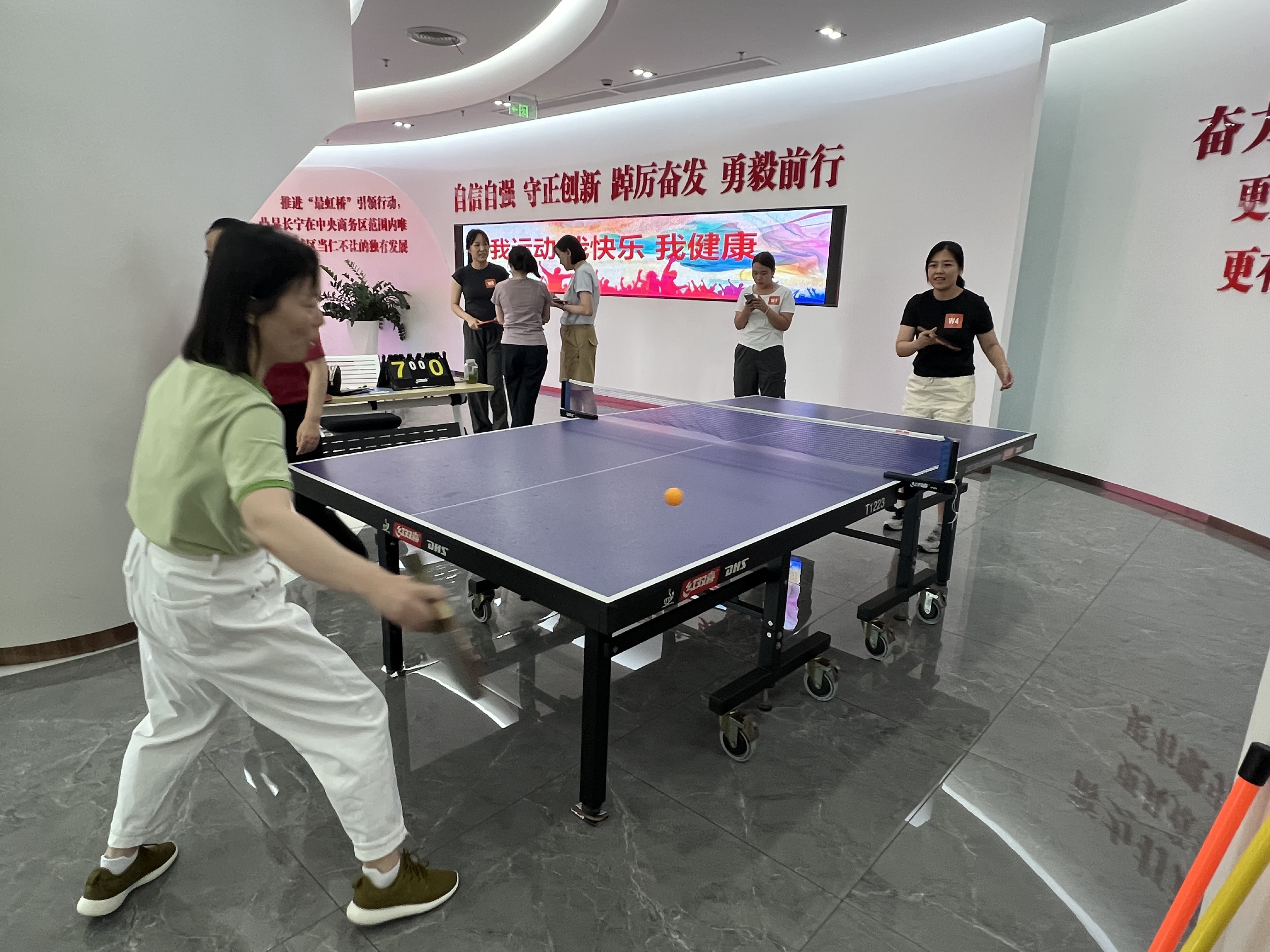 新泾镇1.jpg