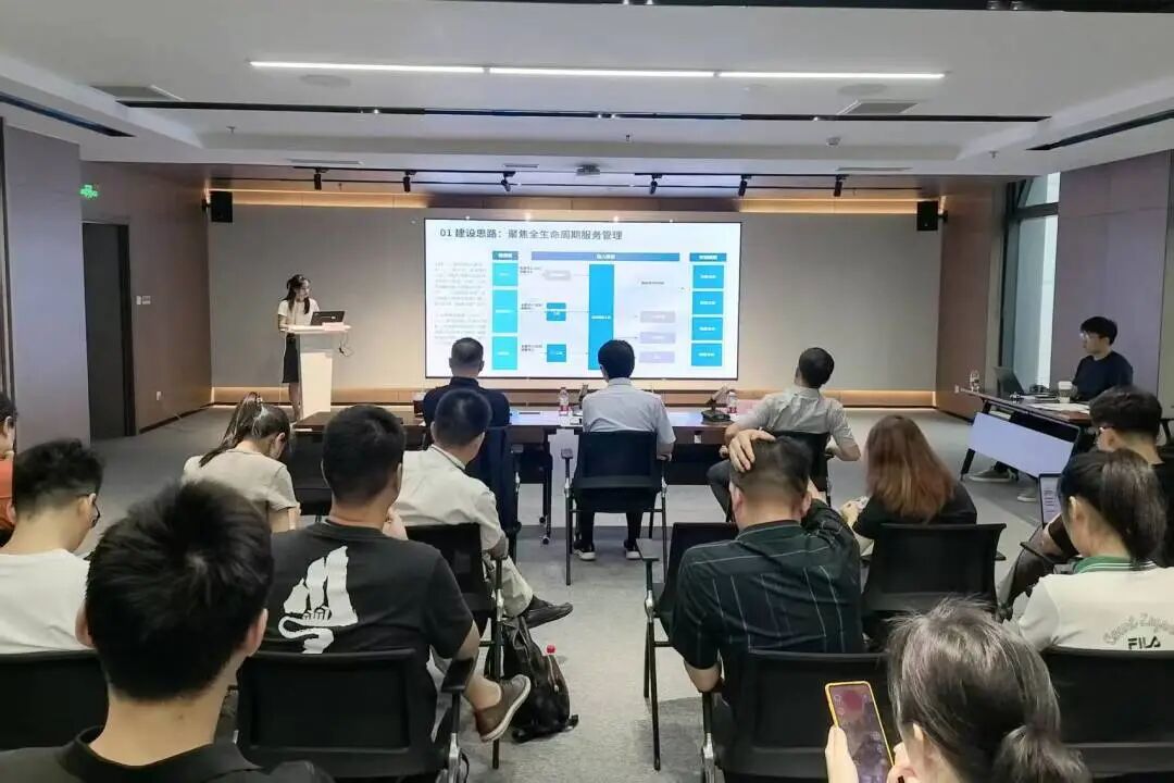 2026年长宁区数据赋能创新应用技能大赛圆满落幕2.jpg